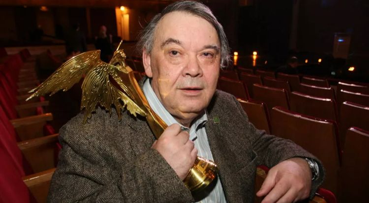 Кто помог Алексею Герману вернуться в кино и снять его лучшую работу?